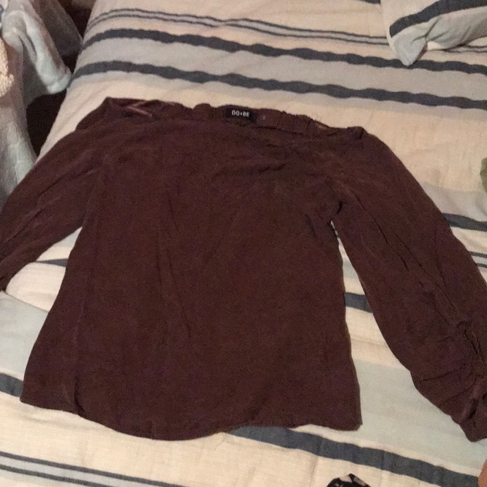 OFF THE SHOLDER PURPLE SHIRT